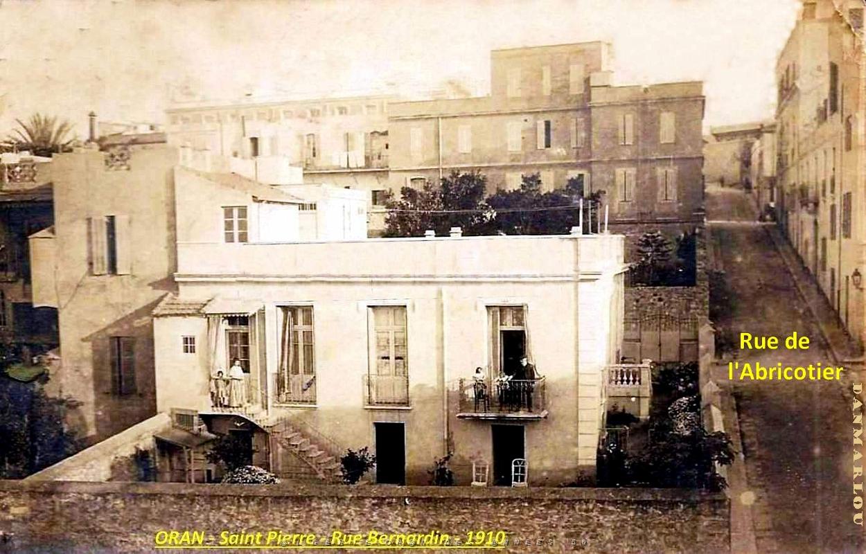 Oran - Saint-Pierre - Rue Bernardin et Rue Abricotier -1910.jpg